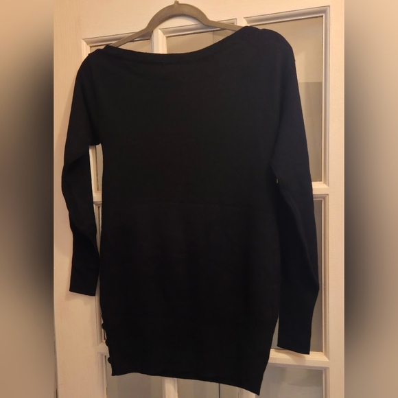 Ramy Brook Elegant Black Asymmetrical Sweater With Button Details - Picture 6 of 8